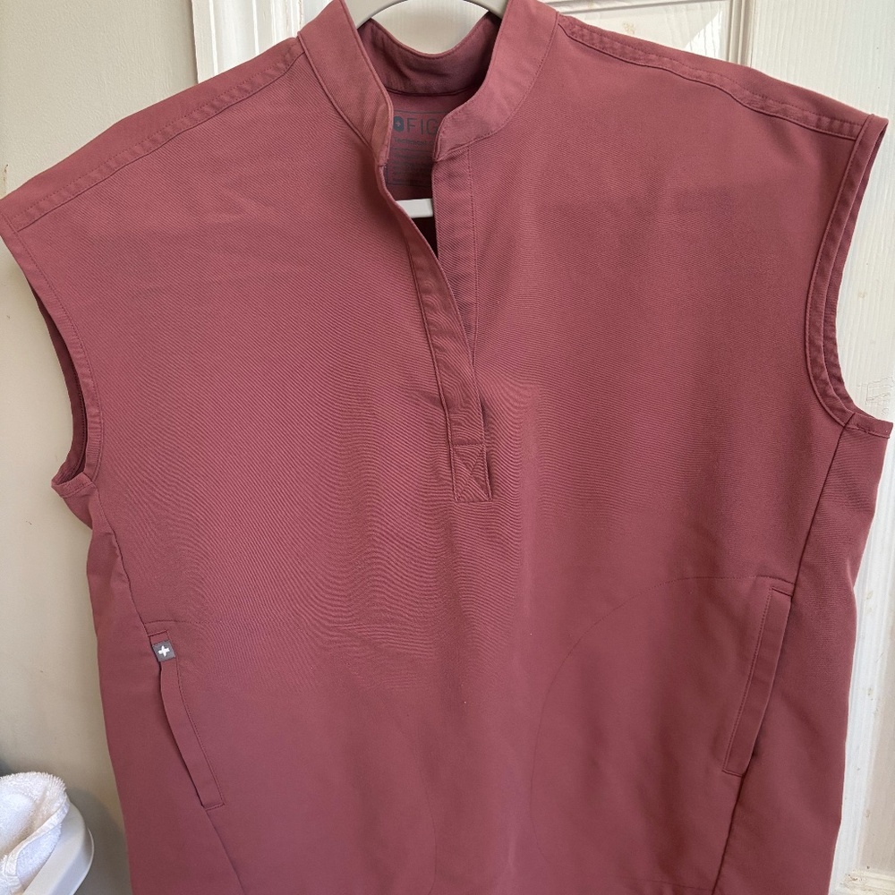 Figs Rafaela scrub top dusty rose XS
